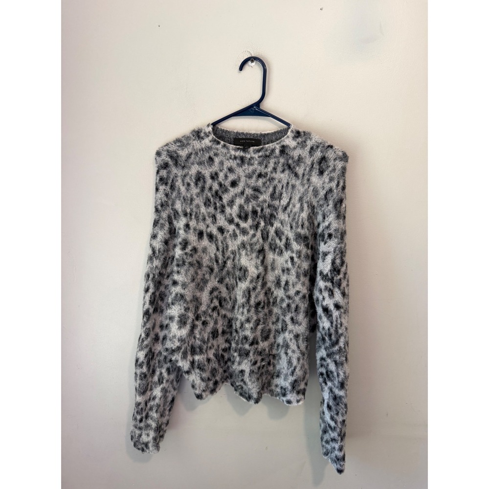 Ann Taylor Womens Grey Black Leopard Print Fuzzy Eyelash Knit Sweater Large